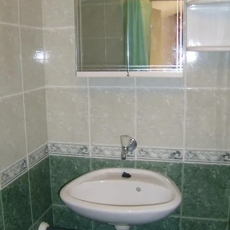 ゲストハウス сотирови, самостоятелни