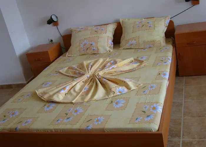 сотирови, самостоятелни Chernomorets